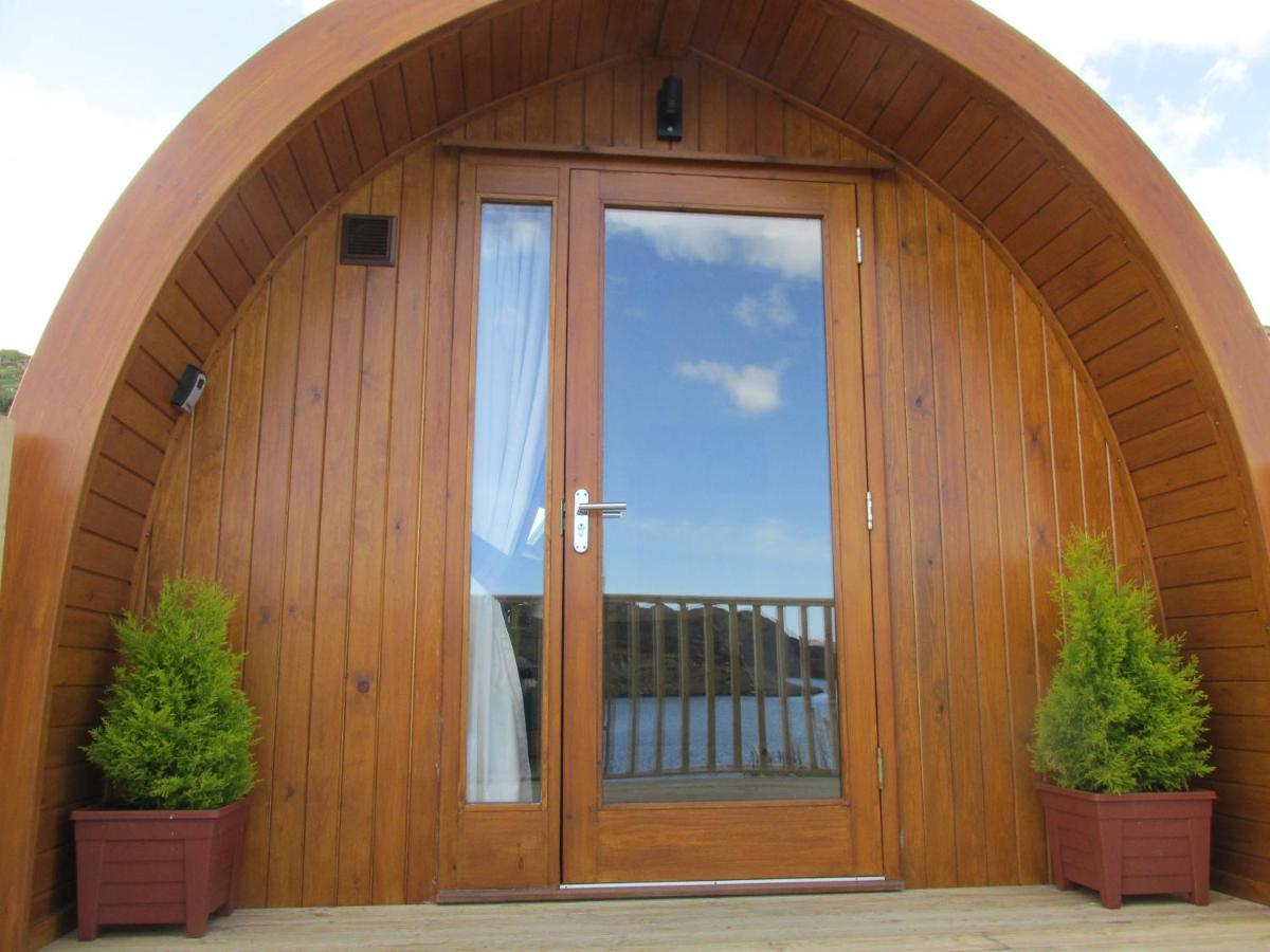 Loch Cromore Holiday Pods מראה חיצוני תמונה